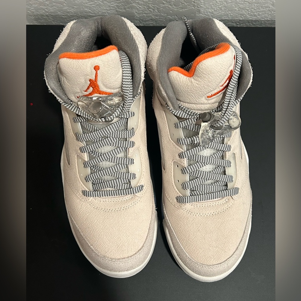 Air Jordan 5 Retro SE “Craft” size 9 men’s.